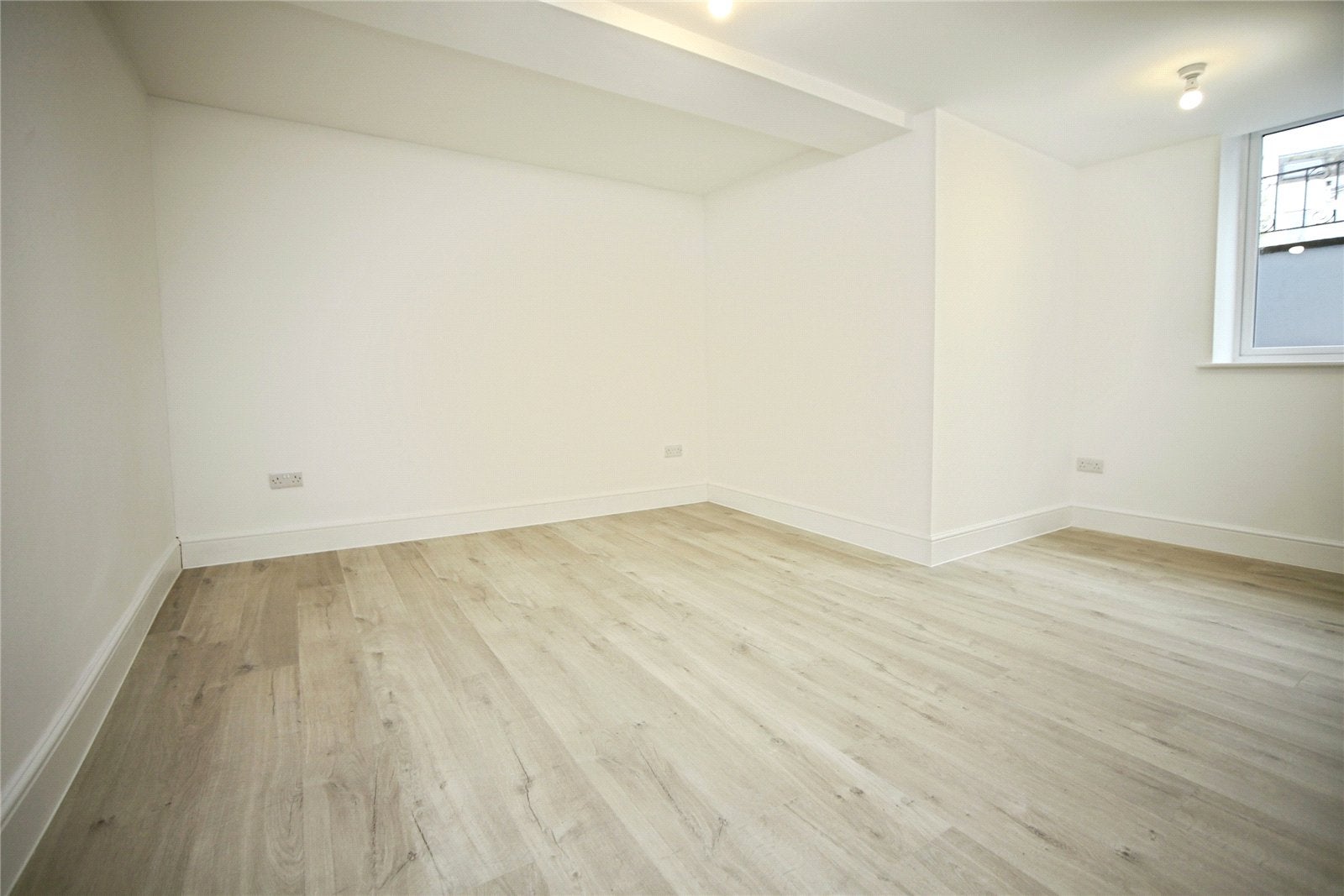 Flat Hales Road in Cheltenham