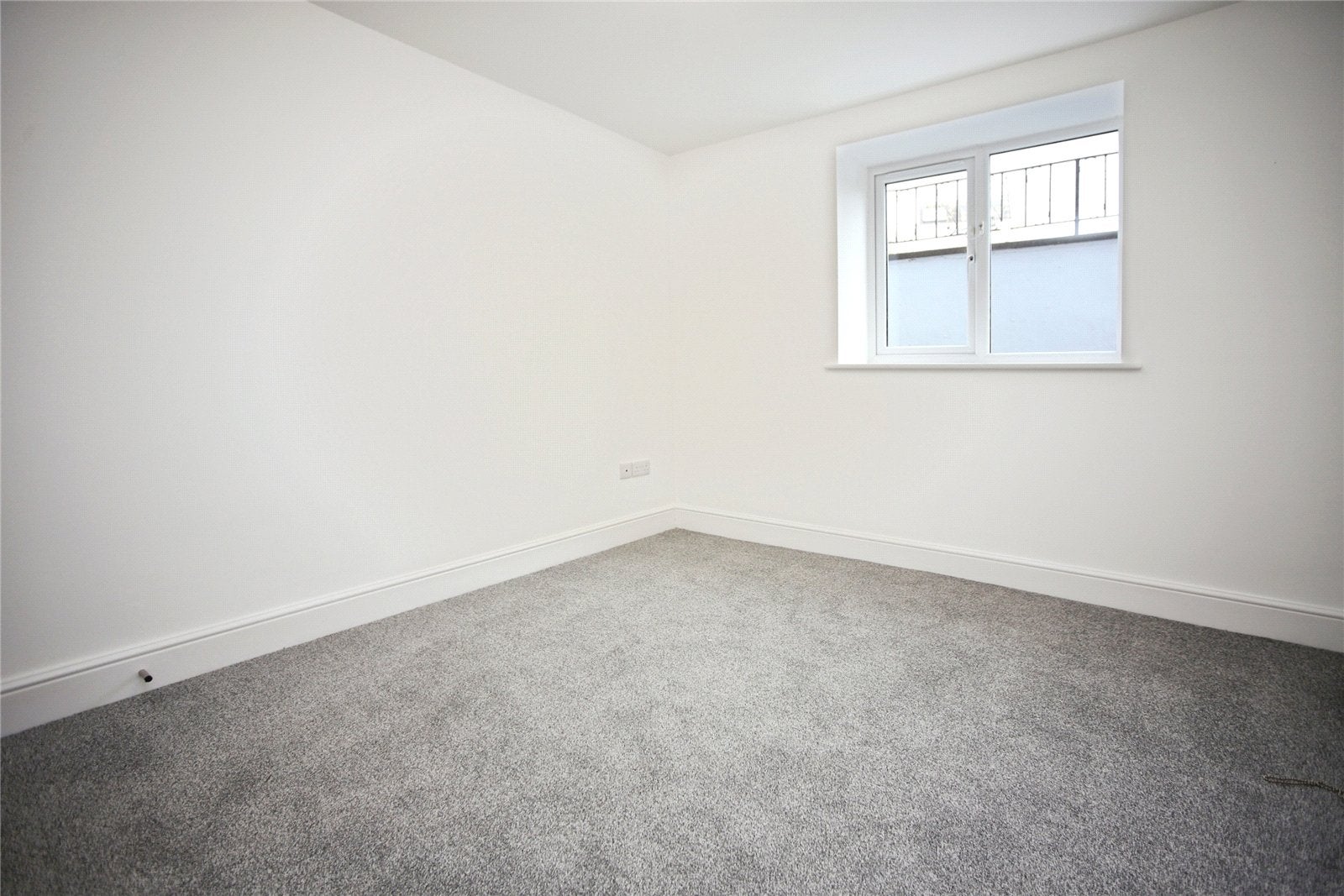Flat Hales Road in Cheltenham
