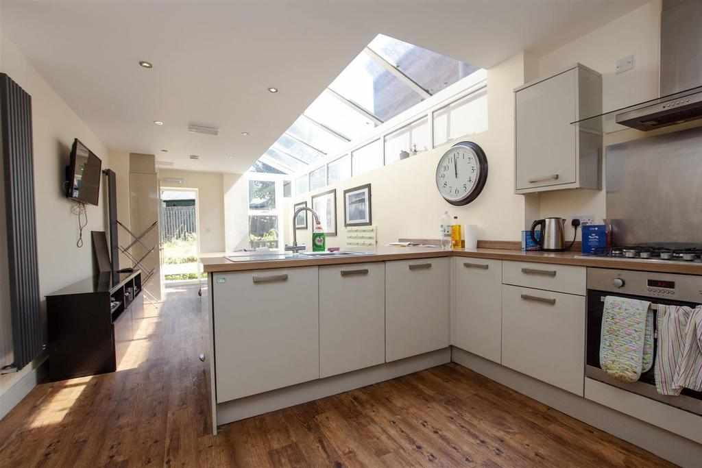 Flat Heeley Road in Birmingham