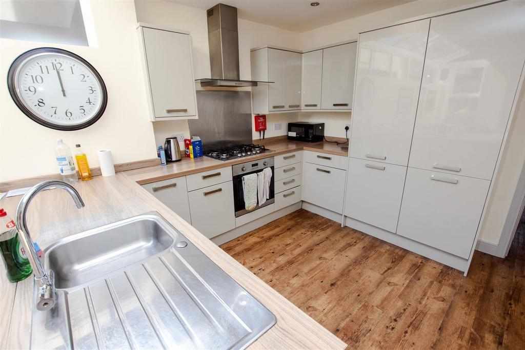 Flat Heeley Road in Birmingham