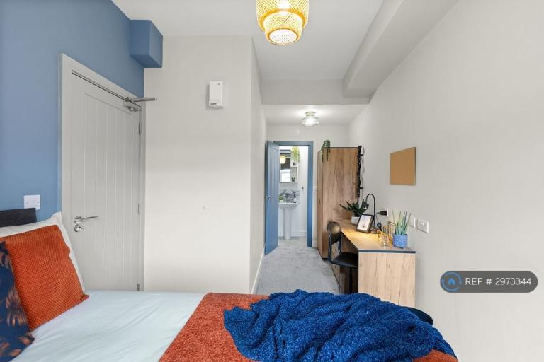 Room Low Road in Doncaster
