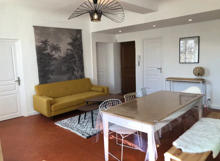 Room Rue Chemin Vieille in Grasse