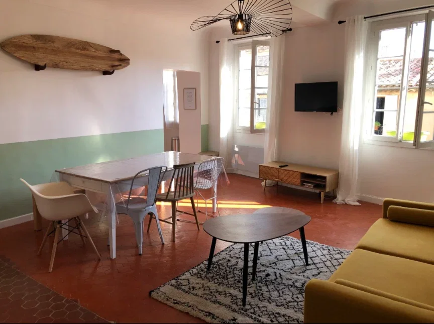 Room Rue Chemin Vieille in Grasse