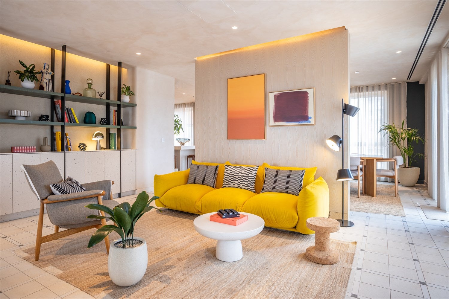 Flat Brent Court in Greater London