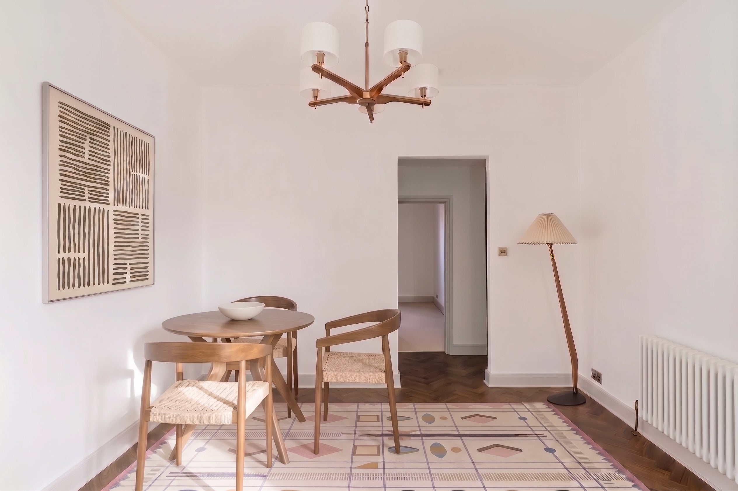 Flat Chesterton Road in Greater London