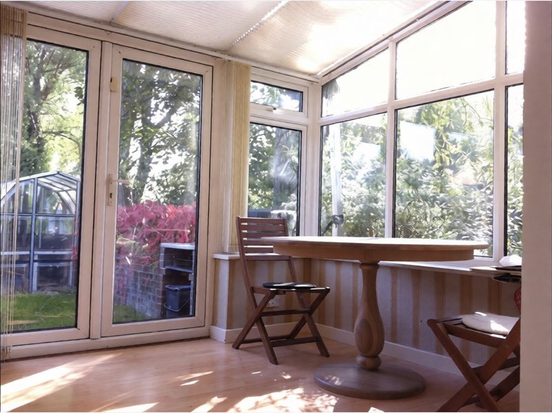 House Kingfisher Close in Greater London