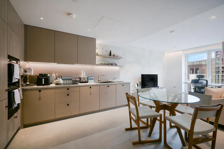 Flat Lewis Cubitt Walk in Greater London
