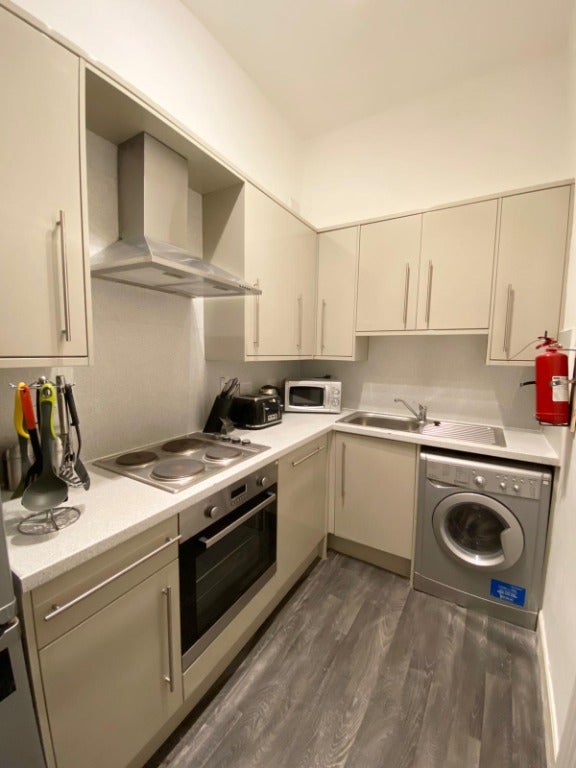 Room Blackness Avenue in Dundee