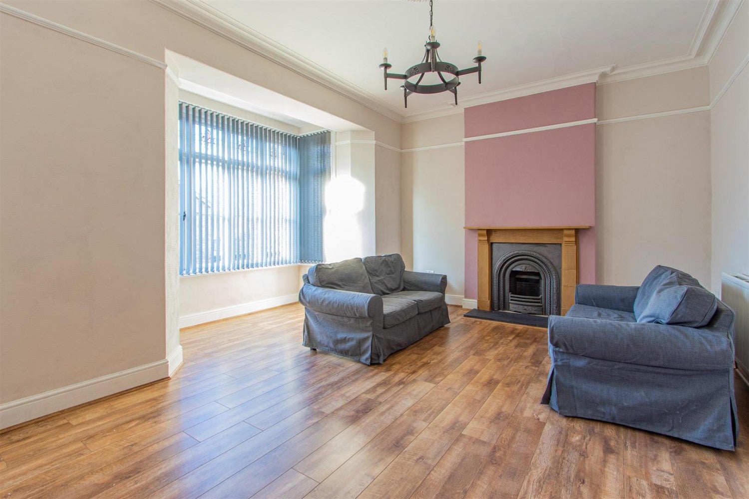 Flat East Grove in Cardiff