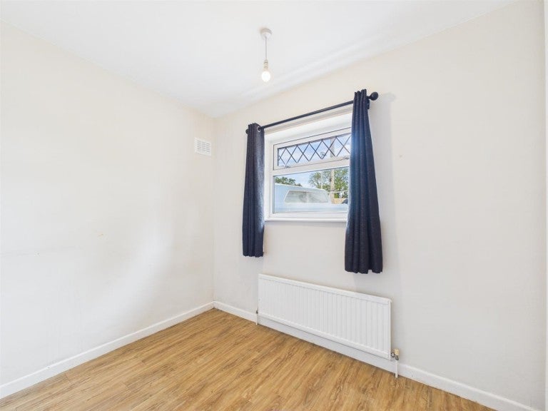 House Findon Close in Nuneaton and Bedworth