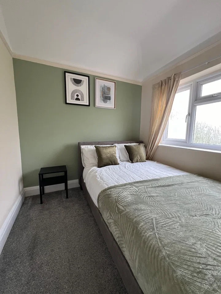 Room Cricket Road in Oxford