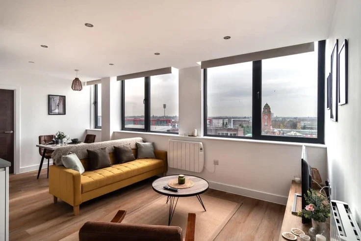 Flat Talbot Road in Trafford