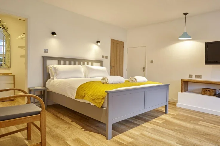 Flat Acramans Road in Bristol