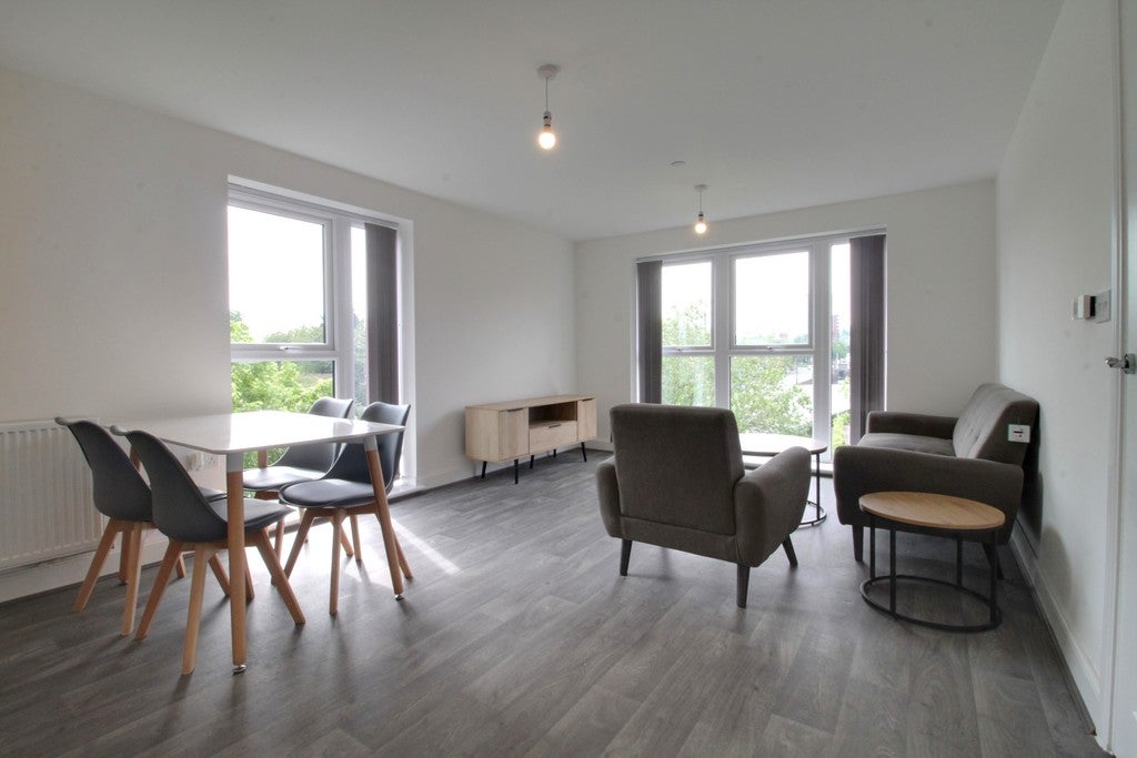 Flat Berrington Walk in Birmingham