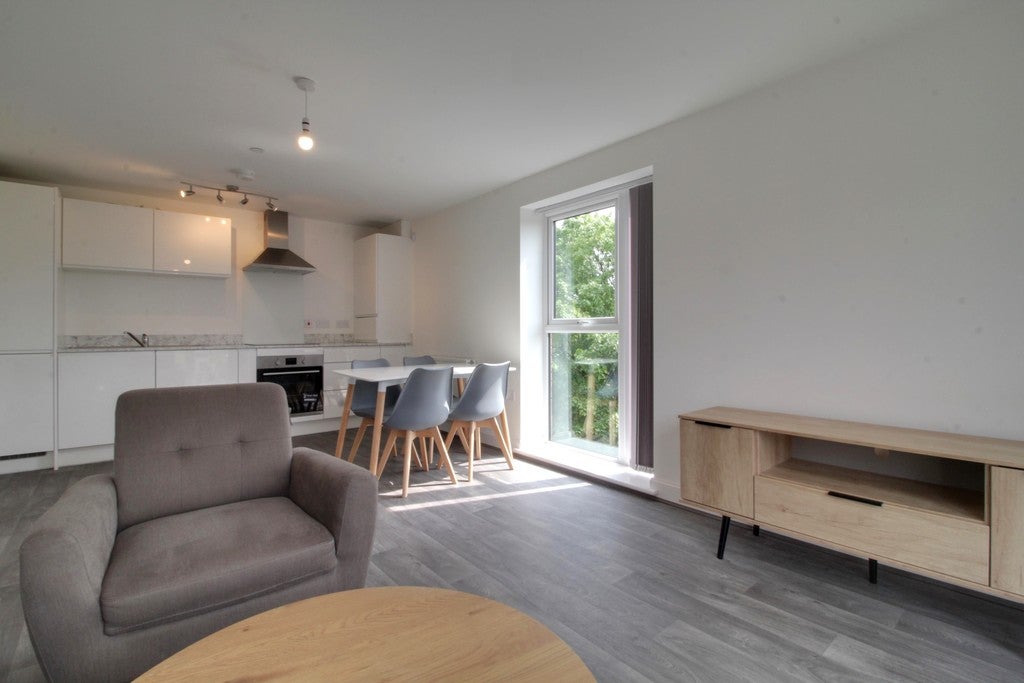 Flat Berrington Walk in Birmingham