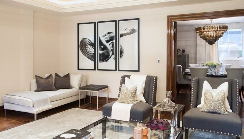 Flat Grosvenor Hill in City of Westminster