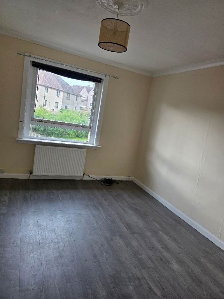 Flat Empire Street in Bathgate