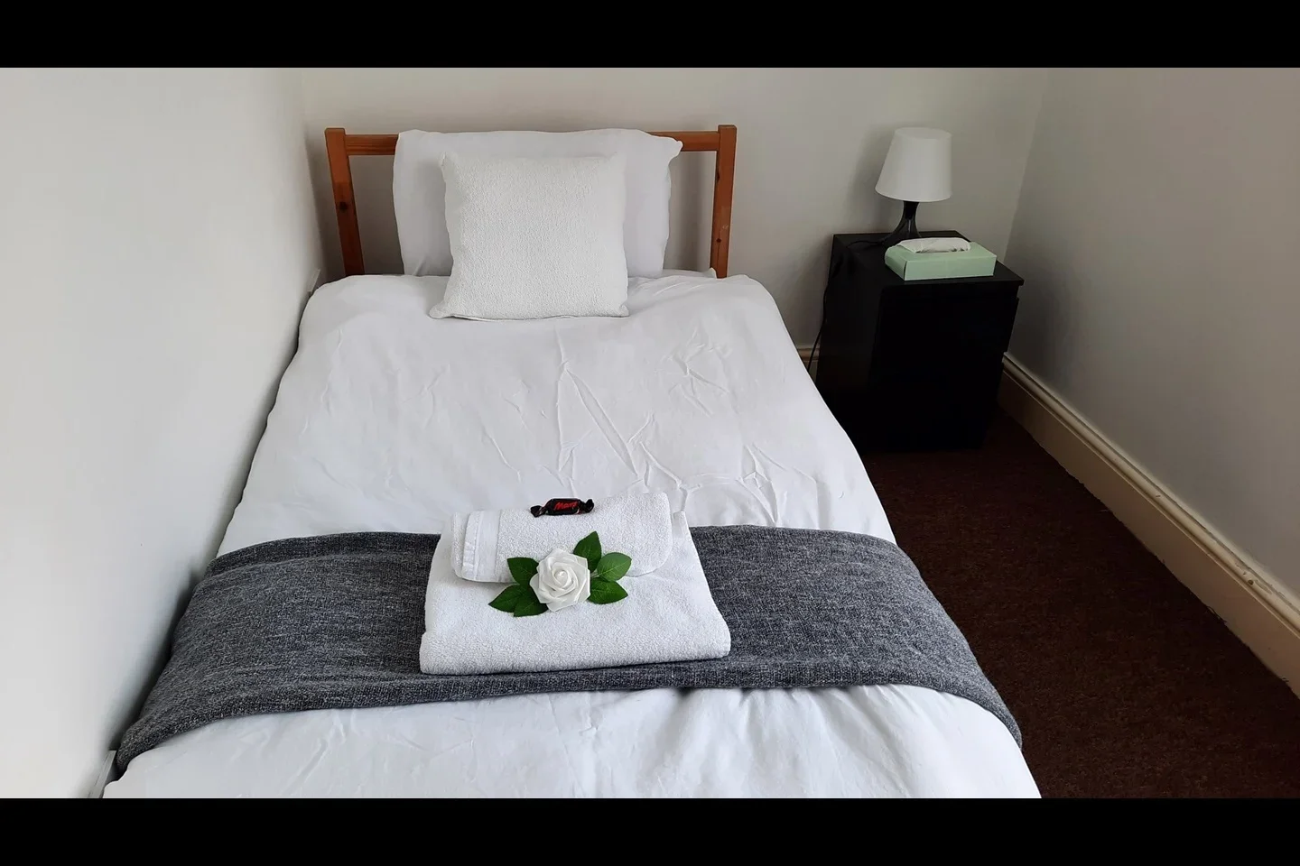 Room St. Erkenwald Road in Greater London