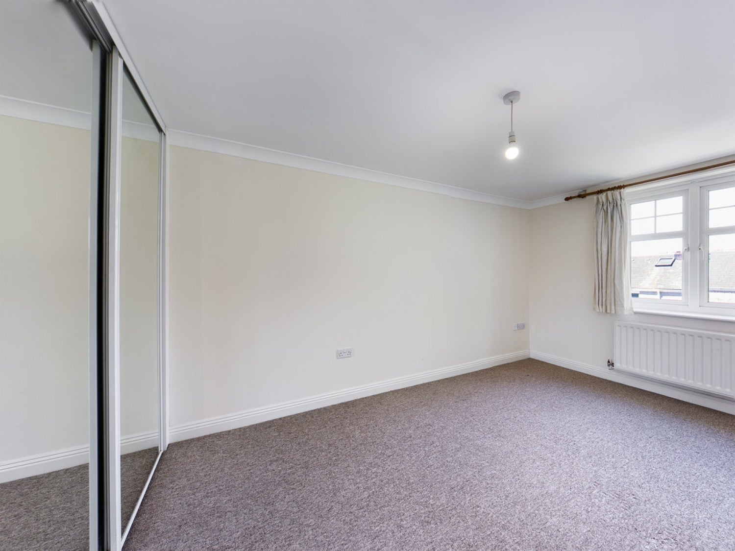 Flat Albert Road in Plymouth