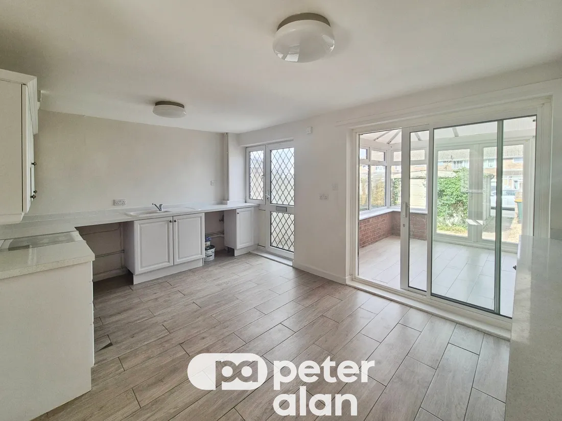 House Pilton Vale in Newport