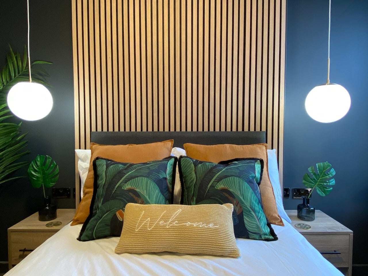 Room Mount Carmel Street in Derby