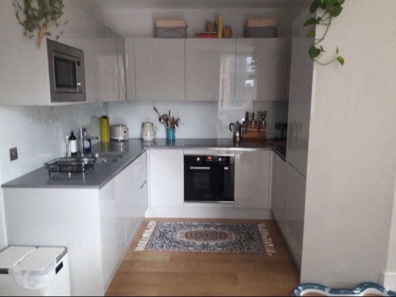 Room Greyhound Parade in Greater London