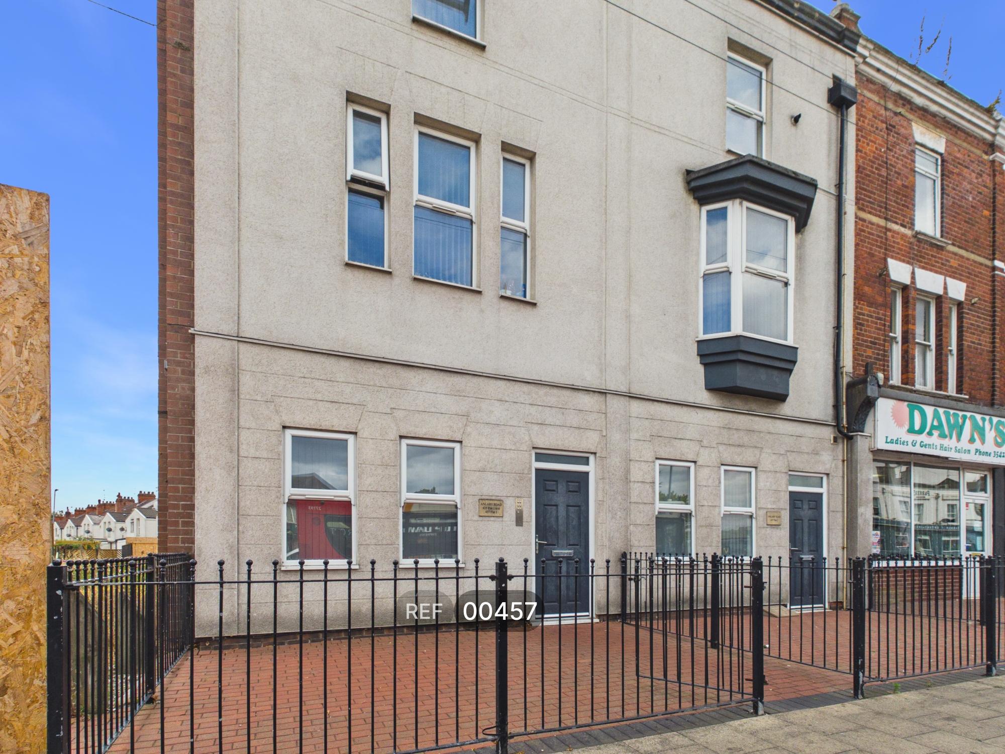 Flat Anlaby Road in Hull