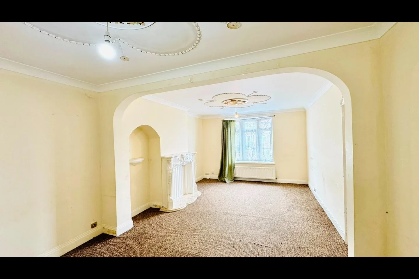 House Becontree Avenue in Greater London