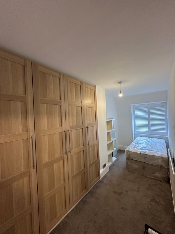 Room Chobham Road in Ascot