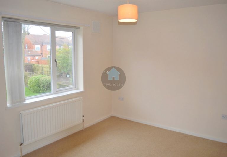 Flat Eshott Close in Newcastle upon Tyne