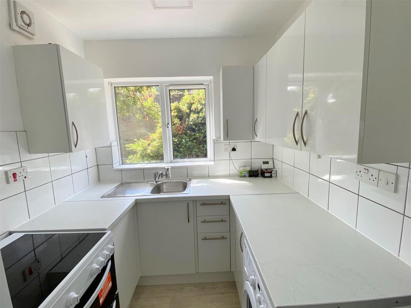 Flat Station Close in Welwyn Hatfield