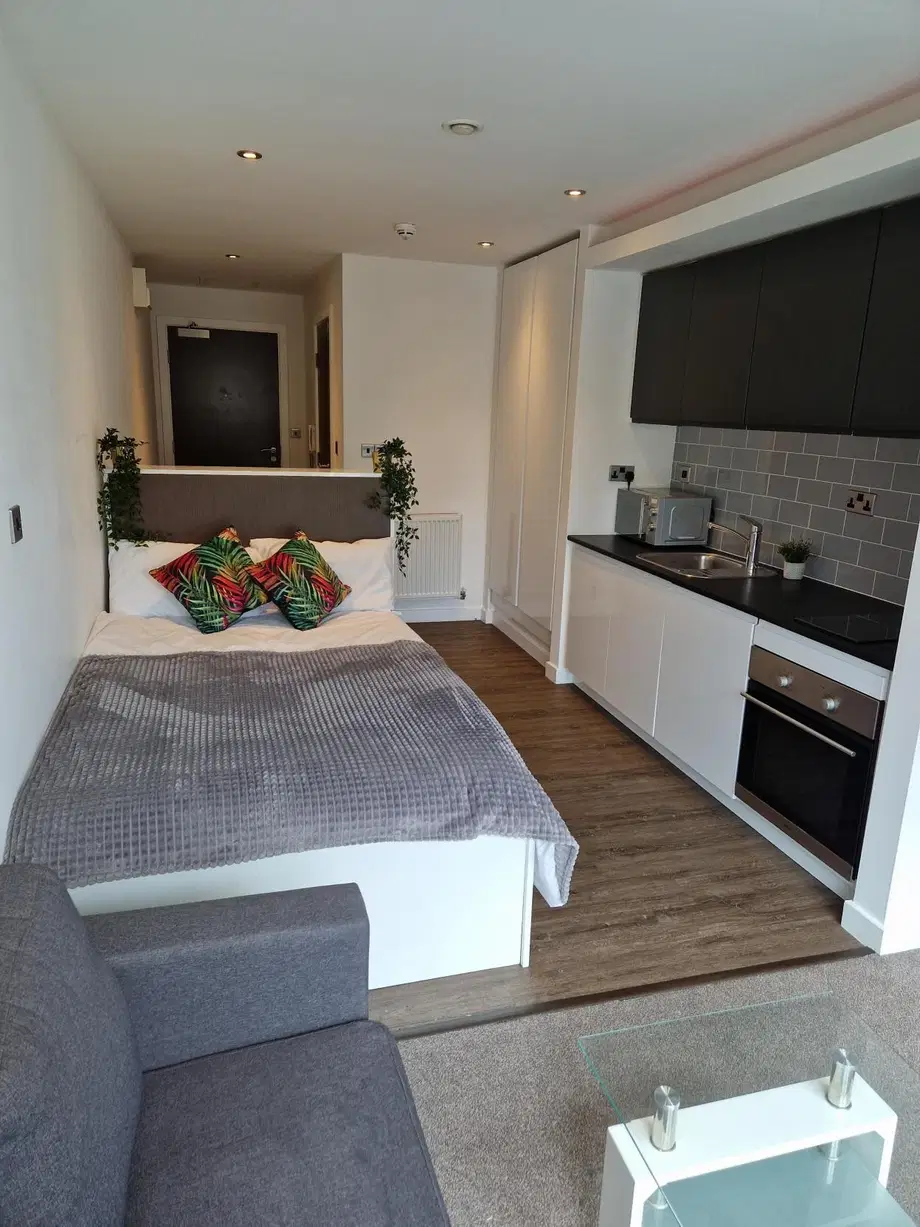 Room Hodgson Street in Sheffield