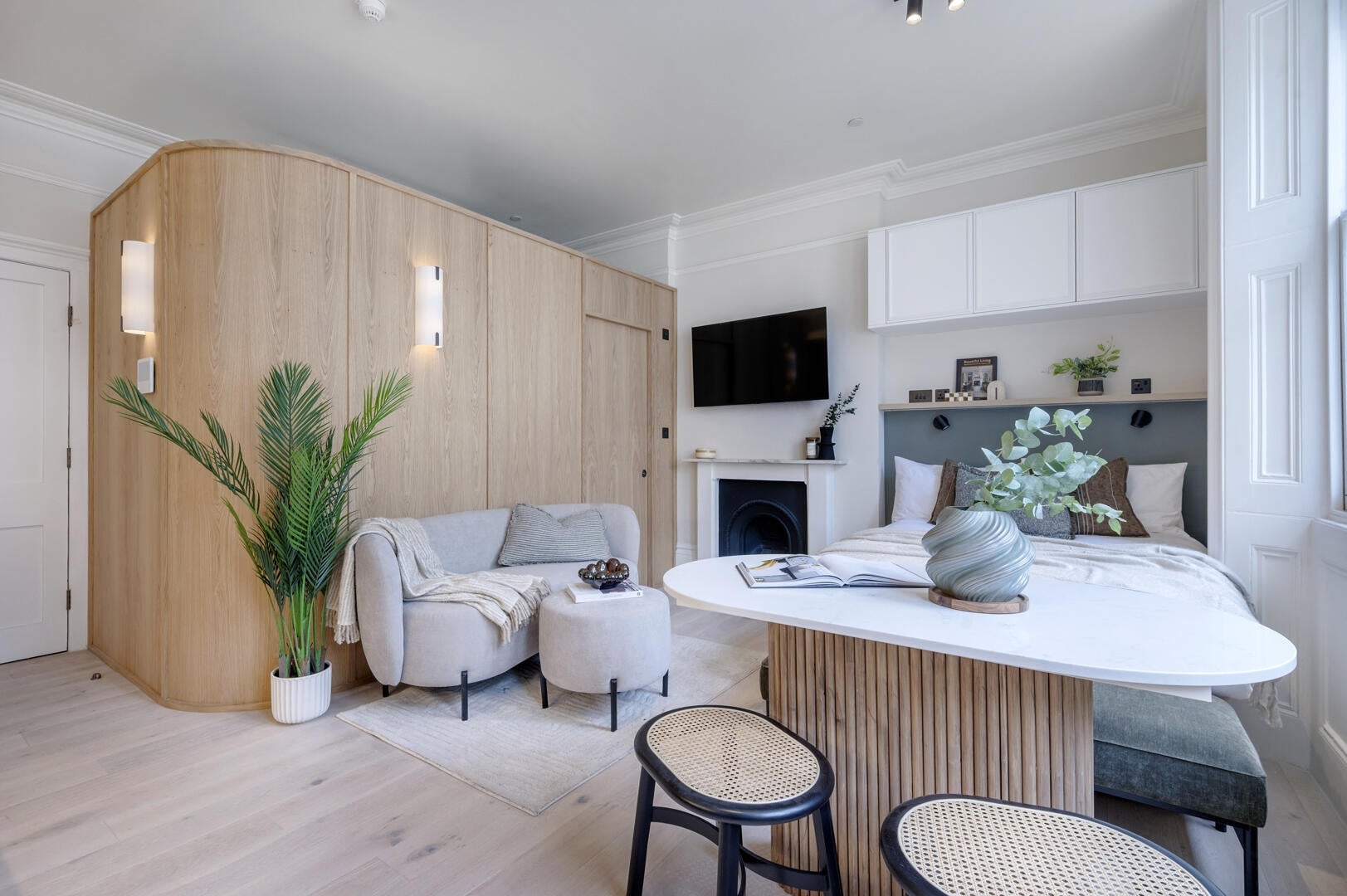 Flat Kensington Gardens Square in City of Westminster