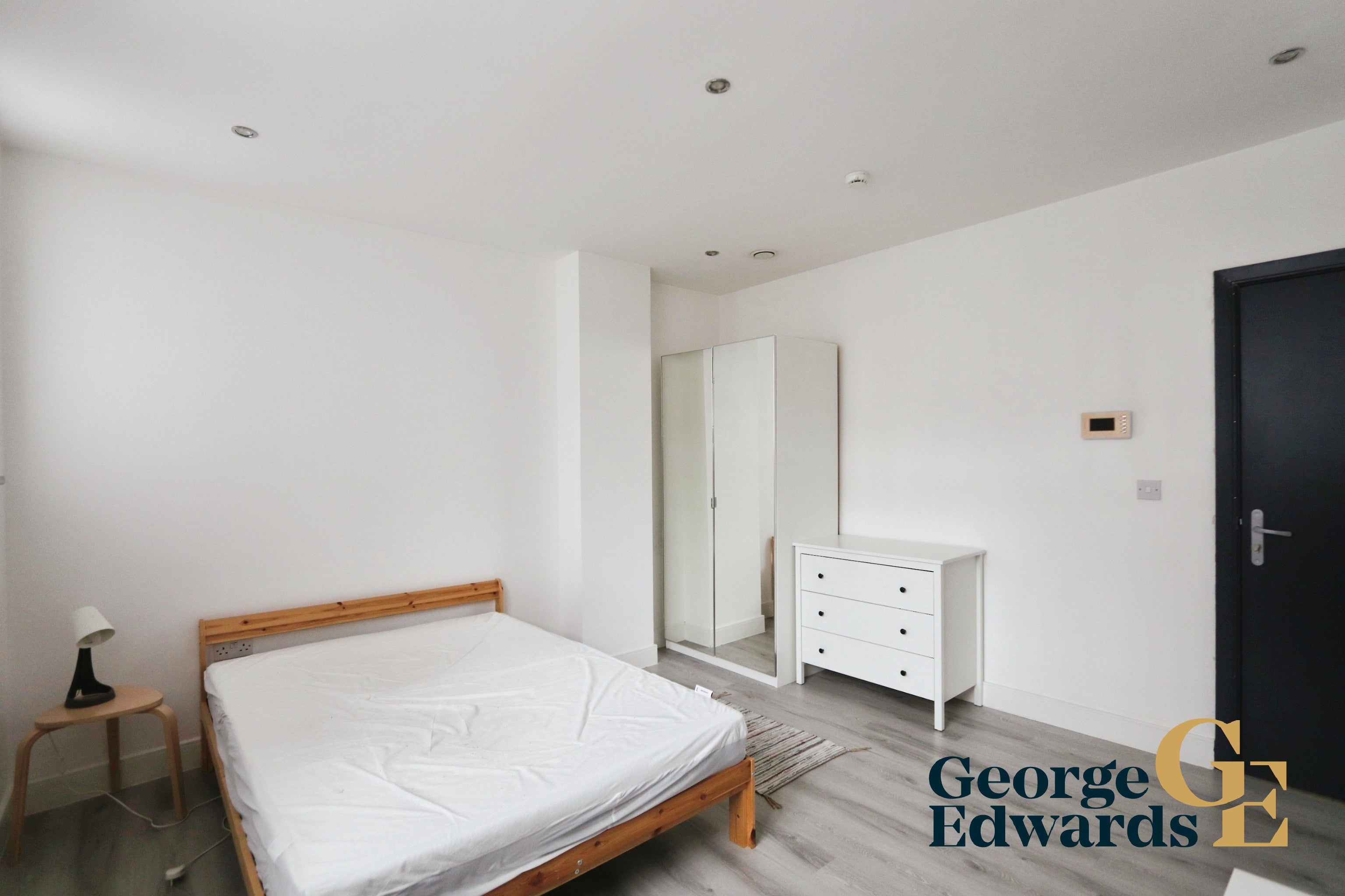 Flat Osmaston Road in Derby