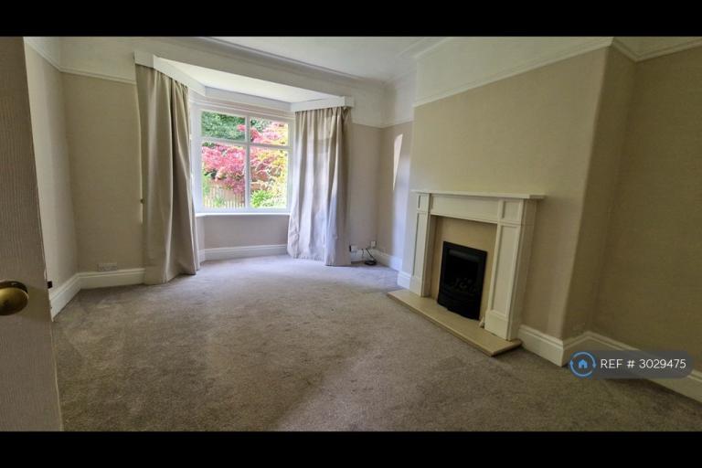 House Lynton Avenue in Leeds
