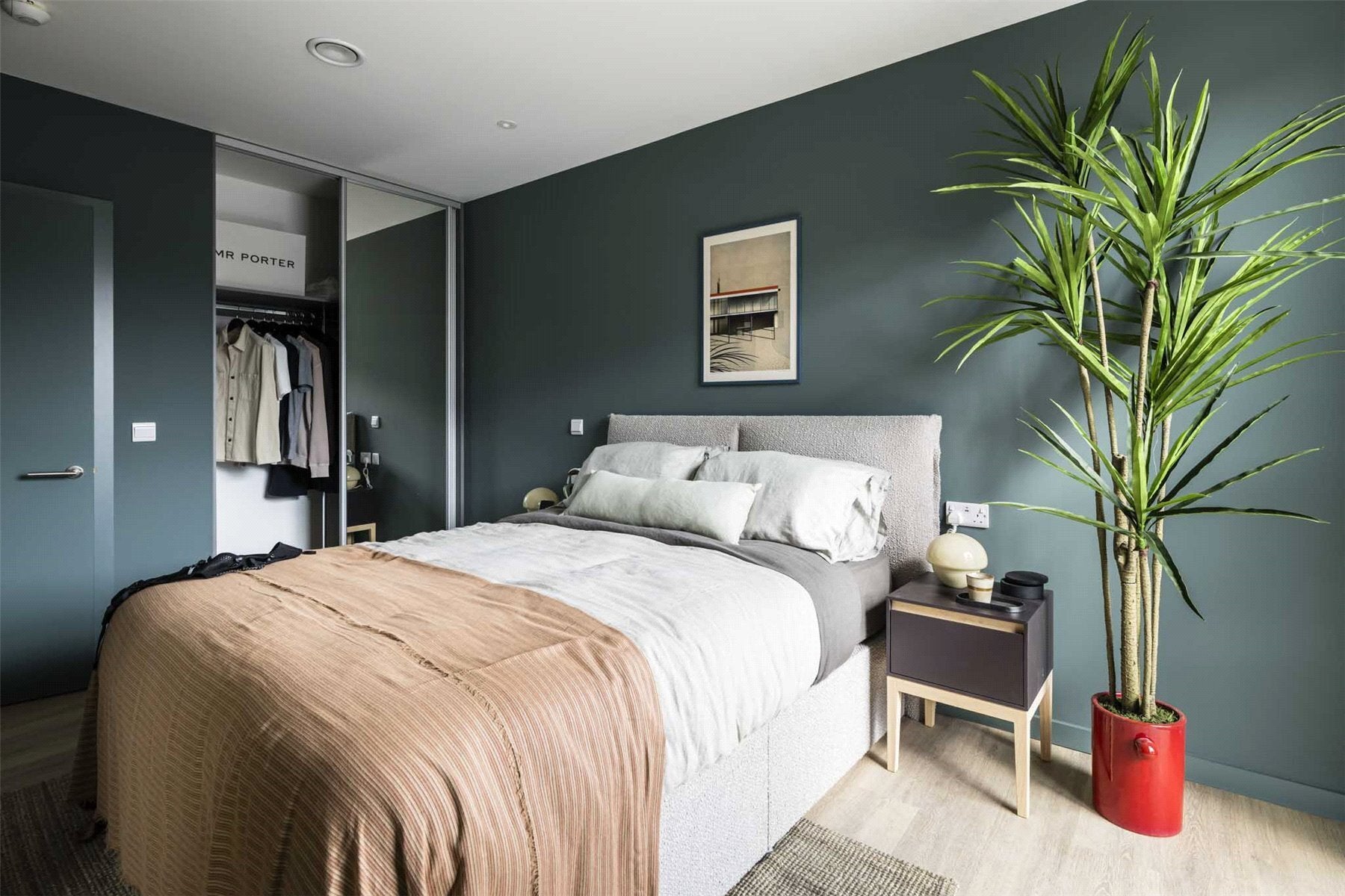 Flat Clayton Road in Greater London