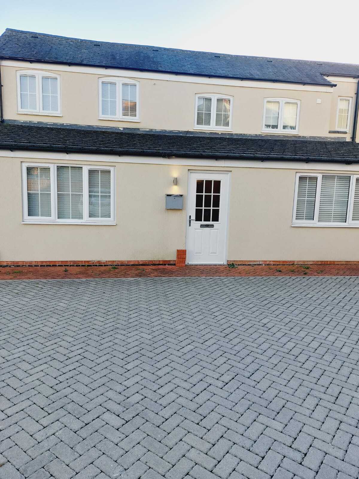 House Temple Street in Rugby