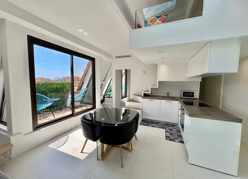 Appartement Boulevard Carabacel à Nice