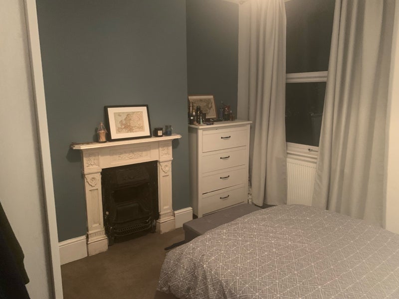 Flat Eglinton Road in Greater London