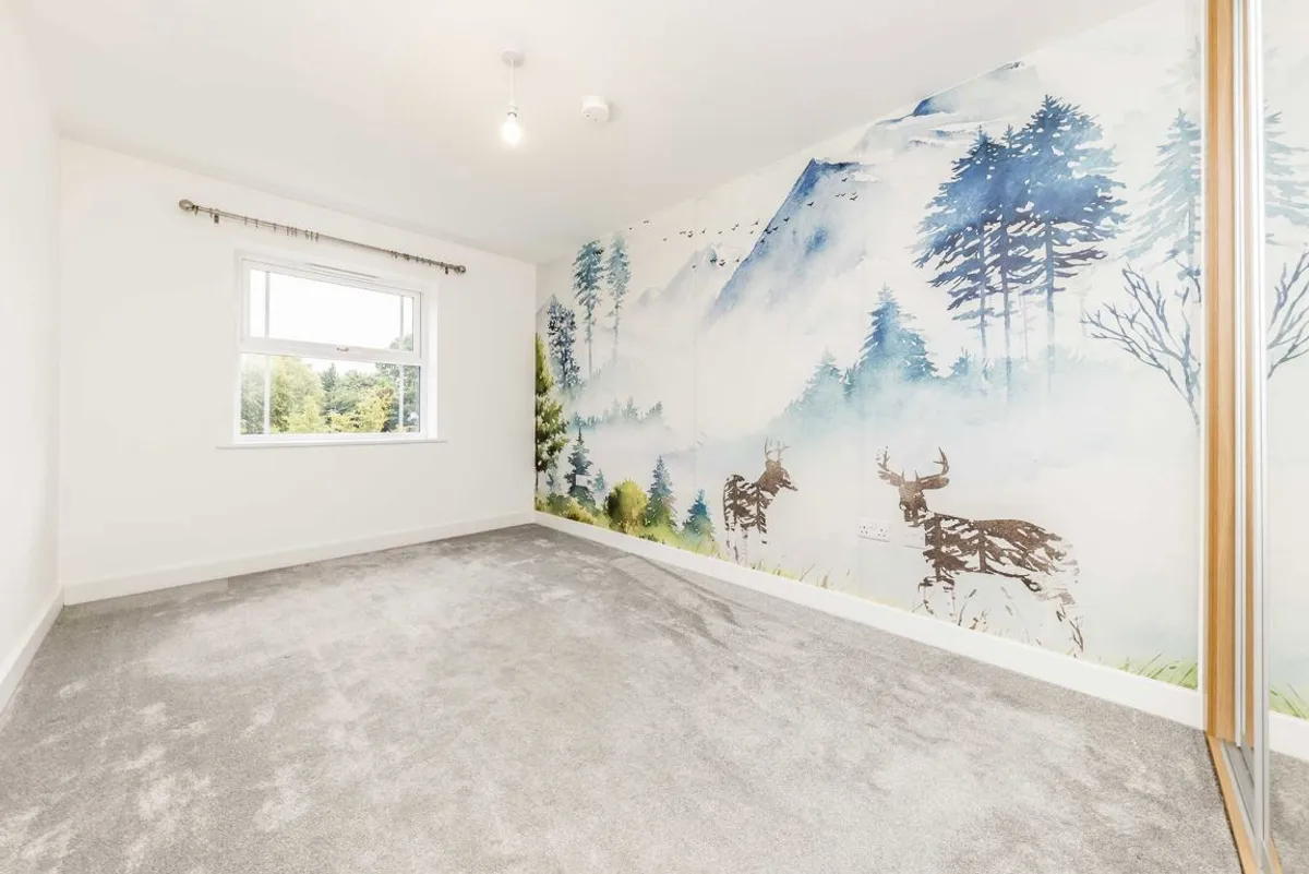 Flat Roper Crescent in Borough of Spelthorne