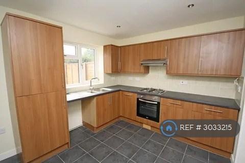 House Redlees Close in Greater London