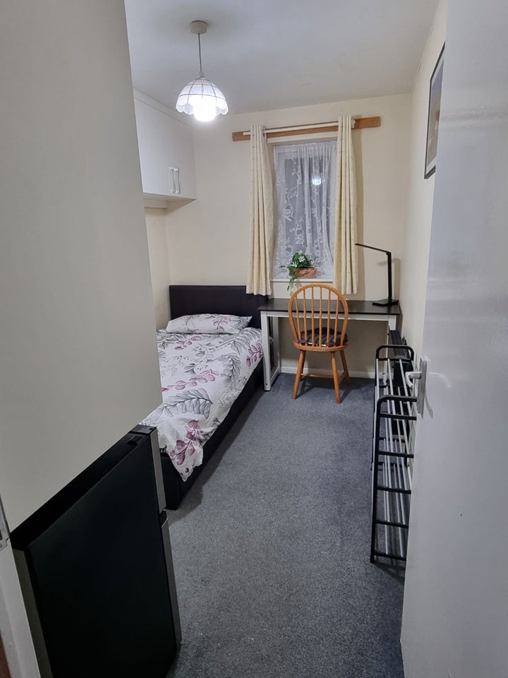 Room Redford Close in Greater London