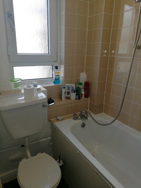 Room Grange Walk in Greater London