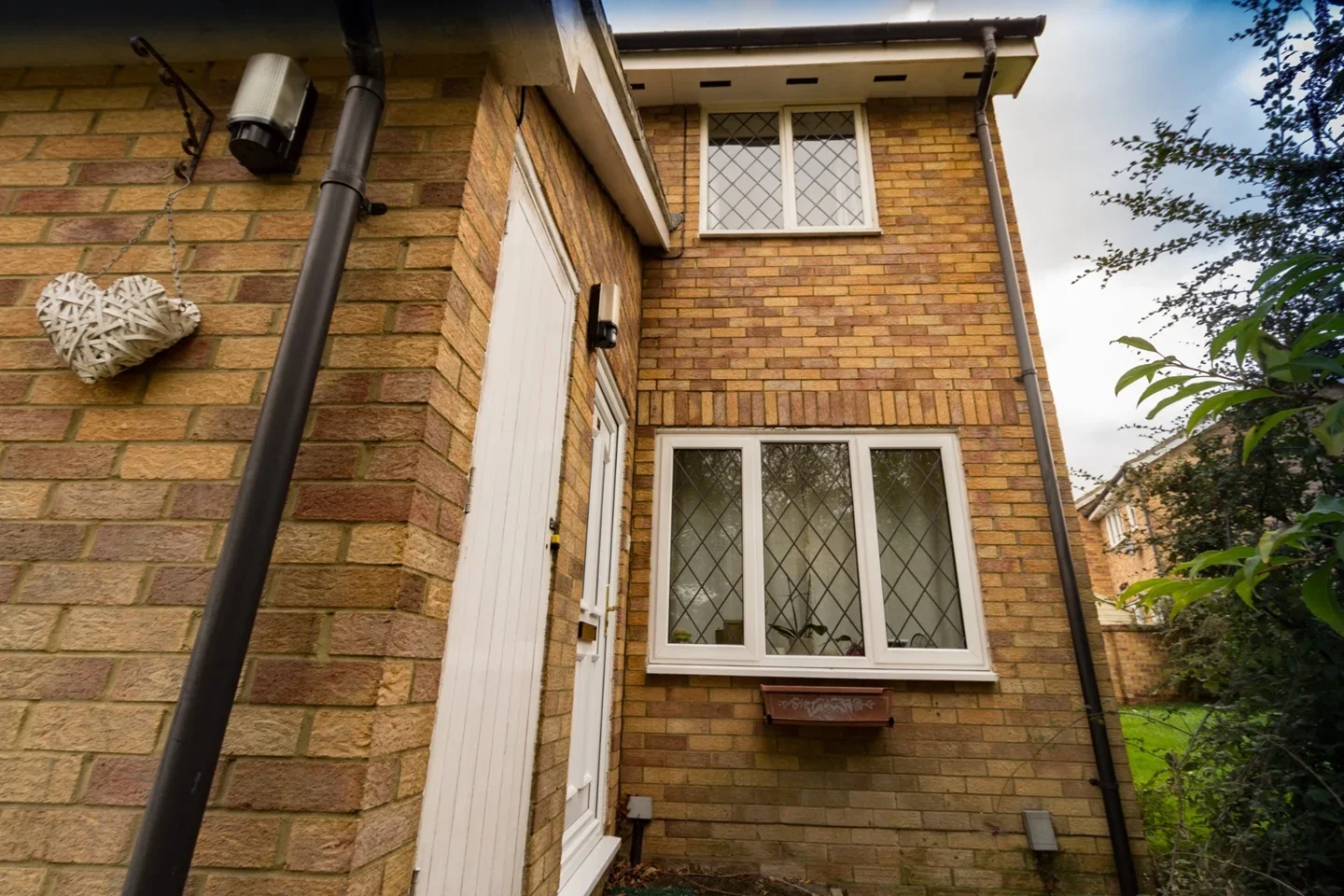 Flat Simmonds Close in Binfield