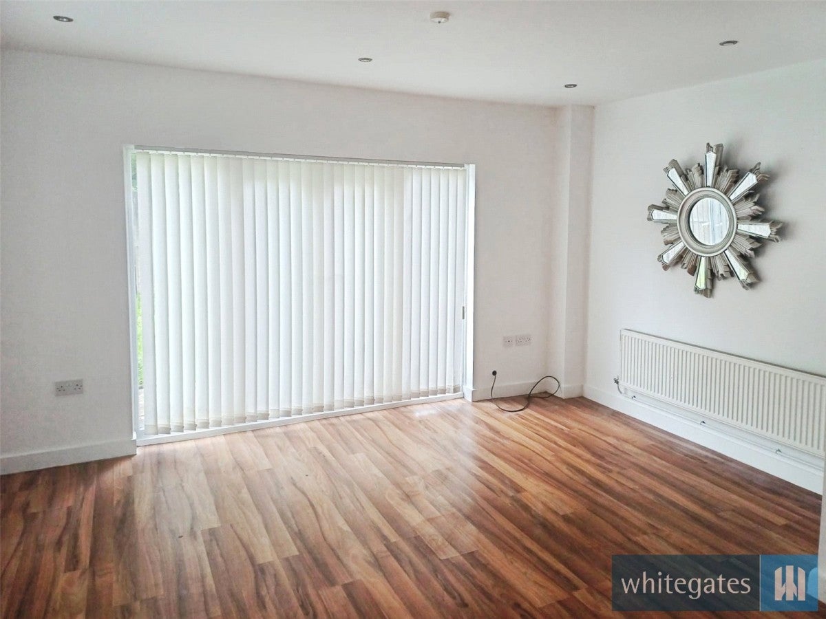 House Hawthorne Drive in Kirkby