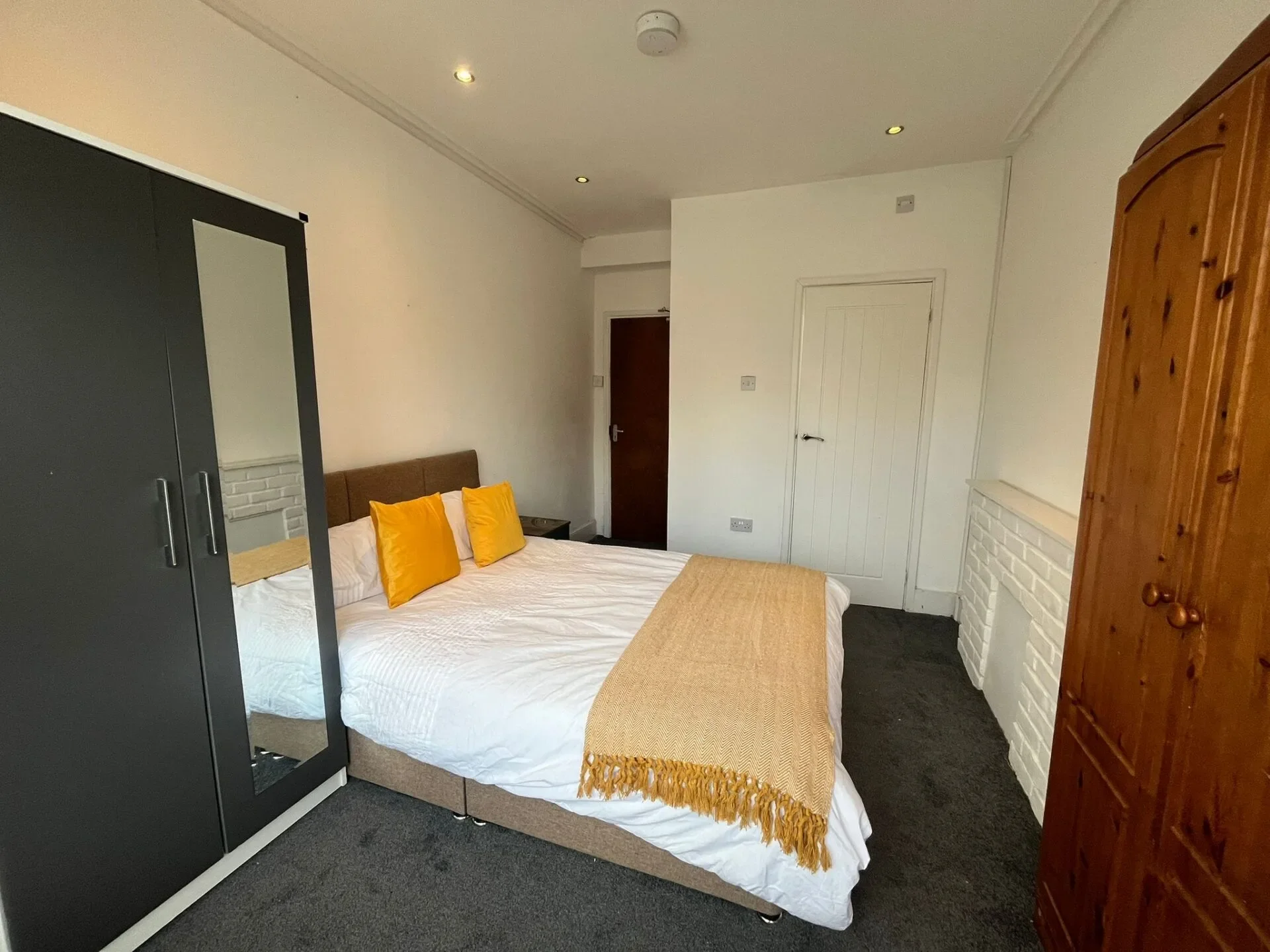Room Douglas Road in Maidstone