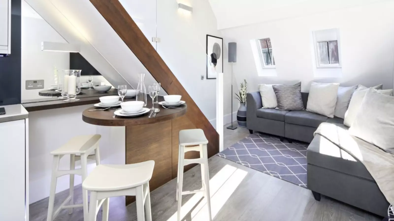Flat Petty France in City of Westminster