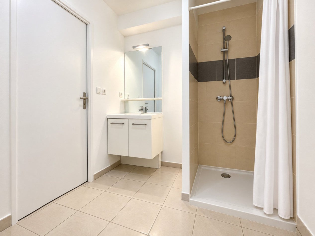Flat Rue Claude Bourdet in Montpellier
