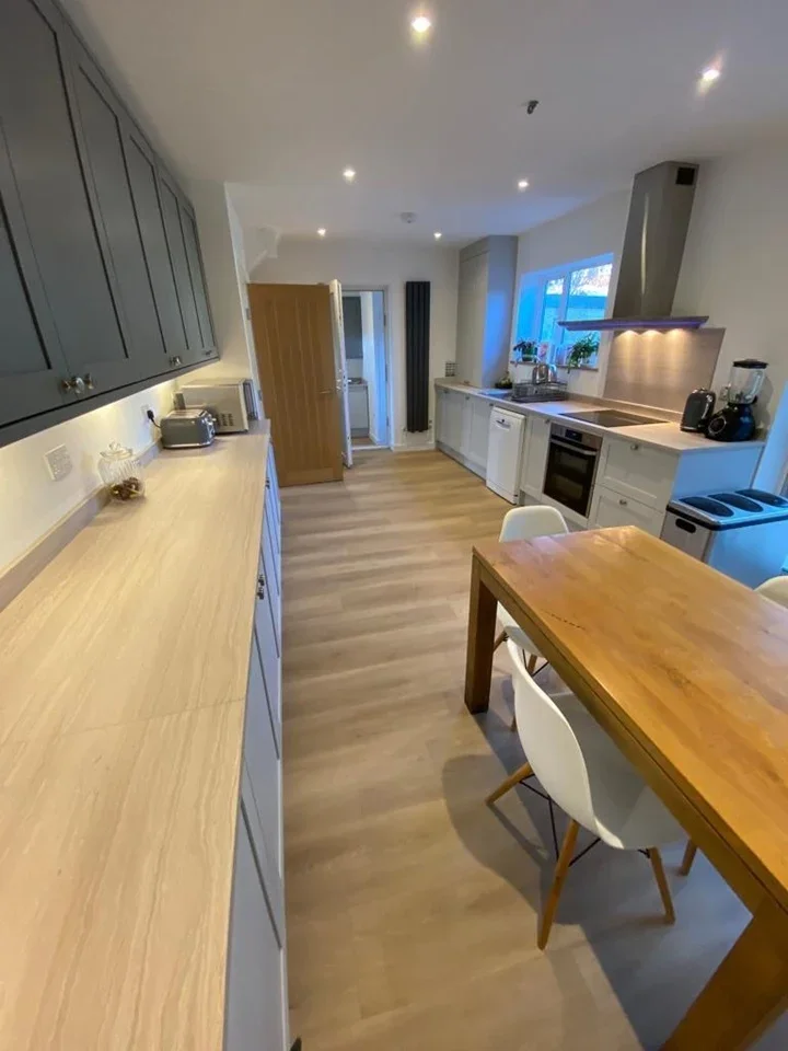 Room Lime Grove in Guildford