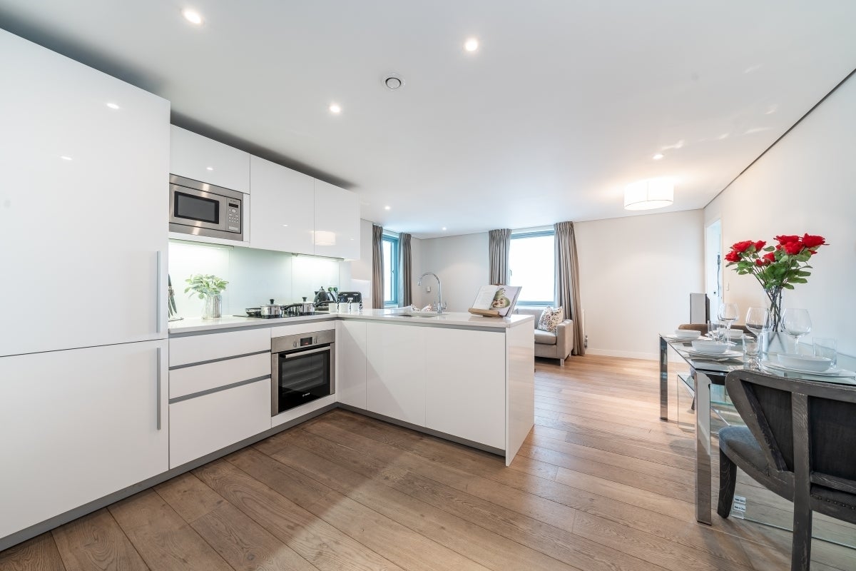 Flat Merchant Square in City of Westminster